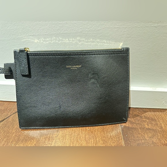 ❌ SOLD ❌ YSL Tote - Black Saint Laurent Leather Tote Bag - Picture 5 of 10
